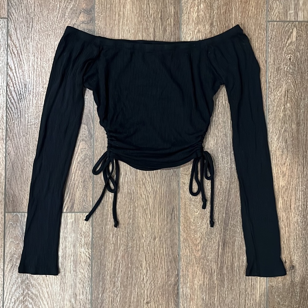 ⭐️(3/$25) BROOKLYN KARMA Off-Shoulder Black Long Sleeve Top